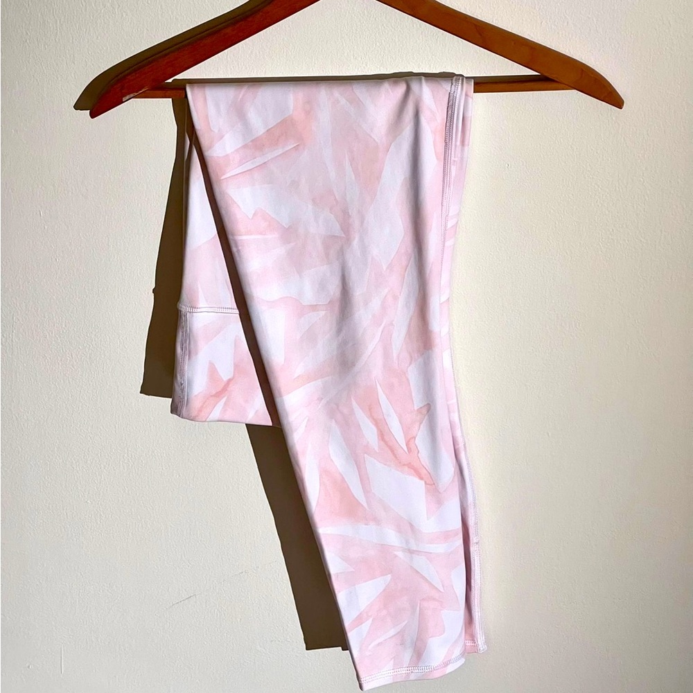 Size L Athleta leggings in white/pink